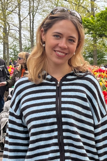 Sedcard von Laura  (ID15398)