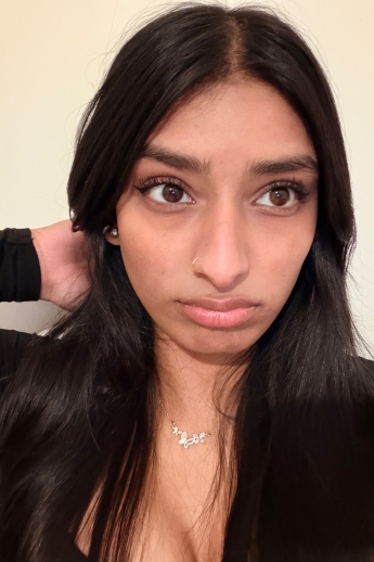 Sedcard von Aksana (ID23936)