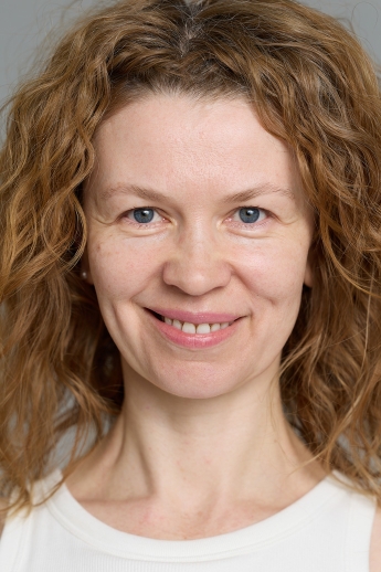 Sedcard von Polina (ID23980)