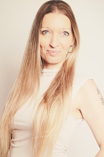 Sedcard von Katrin  (ID24001)