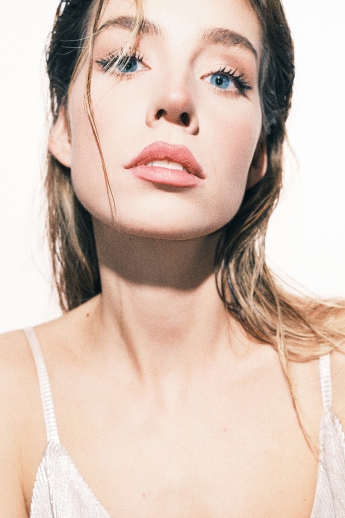 Sedcard von Luisa (ID24032)