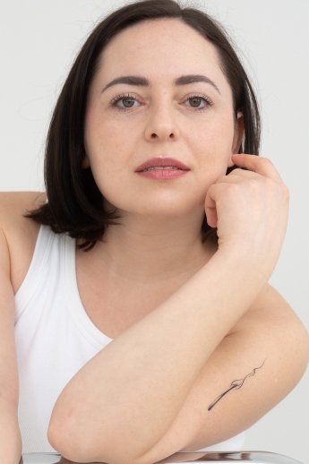 Sedcard von Lara (ID24201)