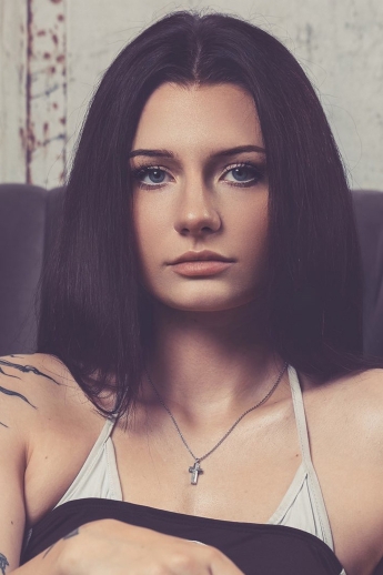 Sedcard von Lena (ID24427)