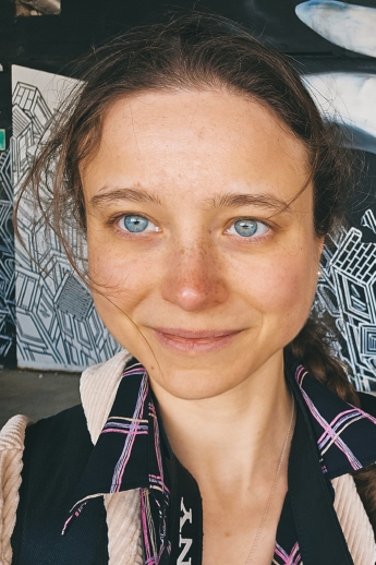 Sedcard von Julia (ID24465)